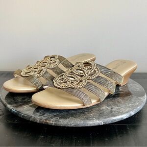 Solanz Sole Comfort Lizzy Women’s Gold Dress Sandals sz. 8.5